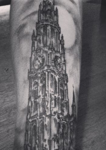 The beautiful Antwerp Cathedral tattoo in his Toby Alderweireld hand.